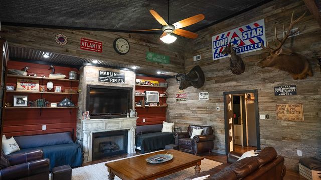 10813 County Road 446, Navasota, TX 77868