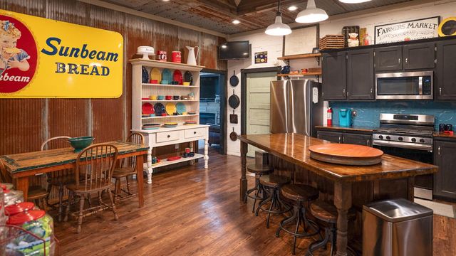 10813 County Road 446, Navasota, TX 77868