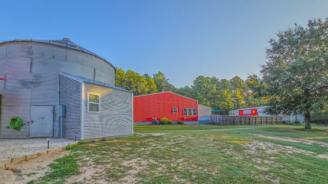 10813 County Road 446, Navasota, TX 77868