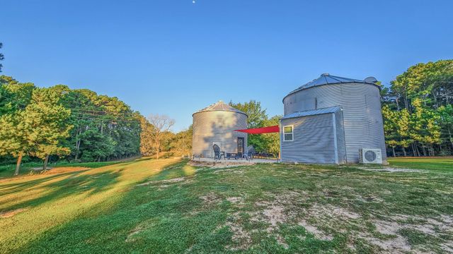 10813 County Road 446, Navasota, TX 77868