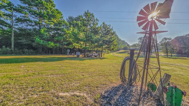 10813 County Road 446, Navasota, TX 77868