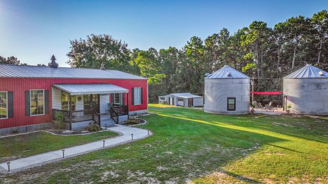 10813 County Road 446, Navasota, TX 77868