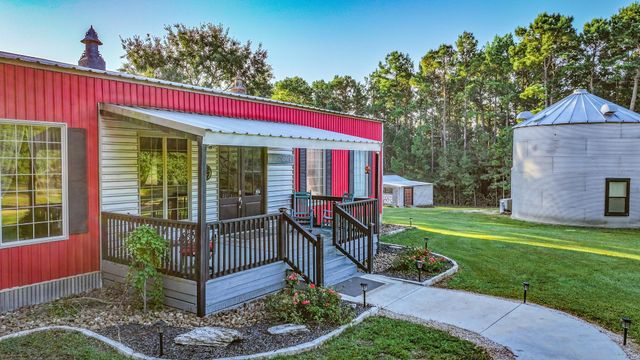 10813 County Road 446, Navasota, TX 77868