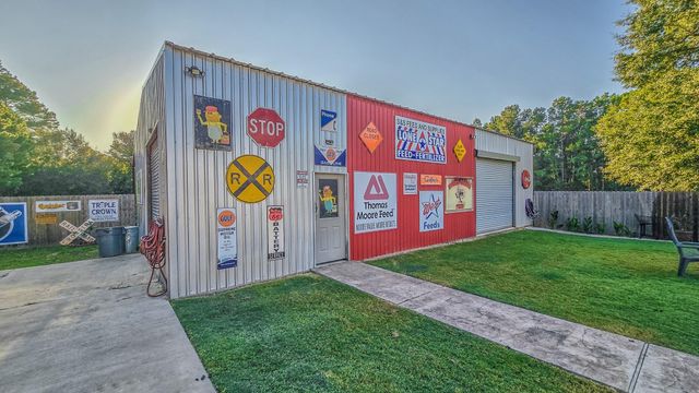 10813 County Road 446, Navasota, TX 77868