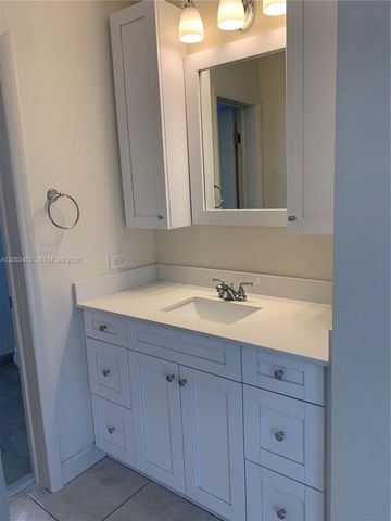 901 NW 22nd Court, Miami, FL 33125