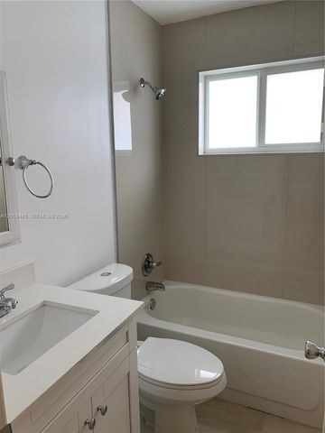 901 NW 22nd Court, Miami, FL 33125