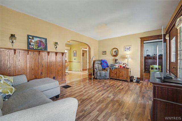 29 Beverly Place, Hamburg, NY 14075