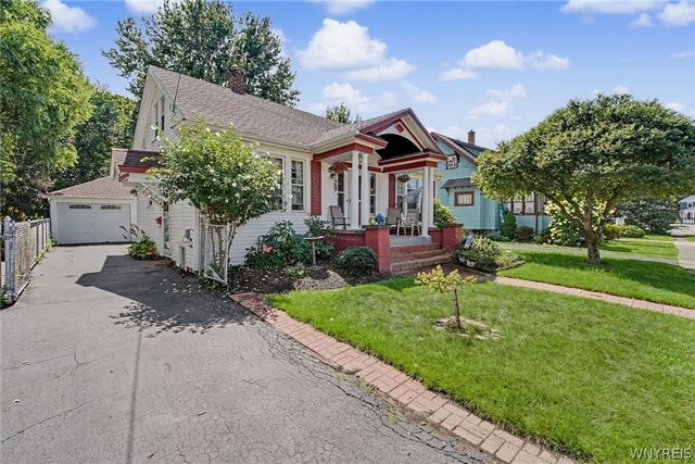 29 Beverly Place, Hamburg, NY 14075