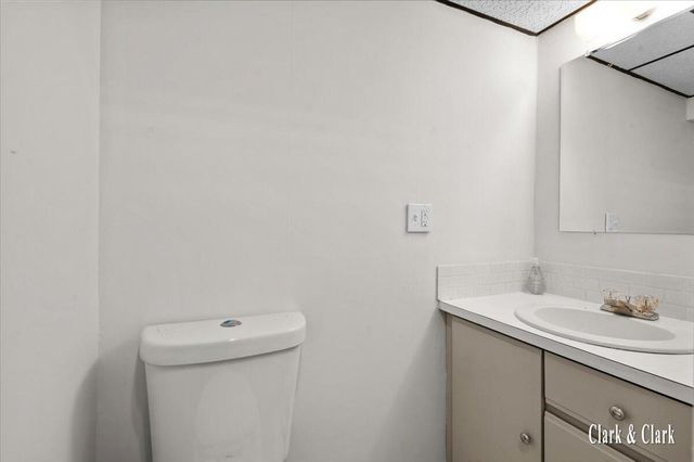 2630 Chatham Woods Drive Se, Cascade Twp, MI 49546