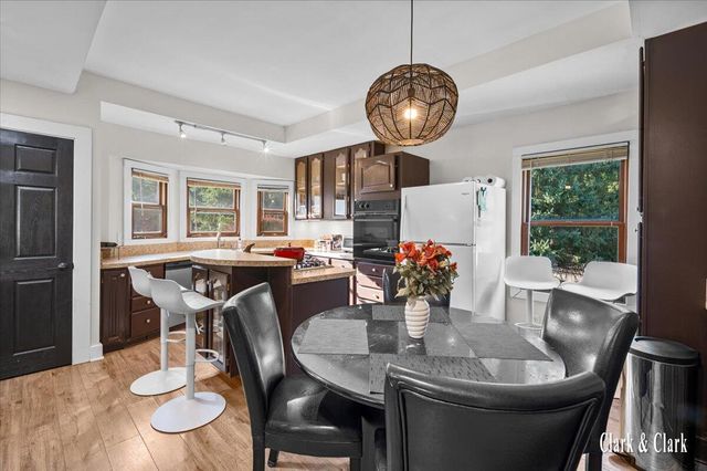 2630 Chatham Woods Drive Se, Cascade Twp, MI 49546