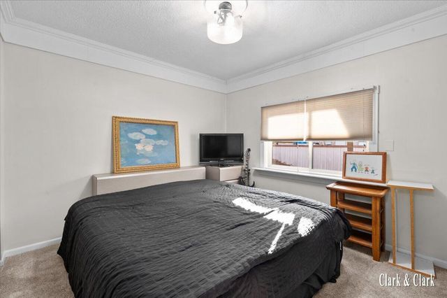 2630 Chatham Woods Drive Se, Cascade Twp, MI 49546