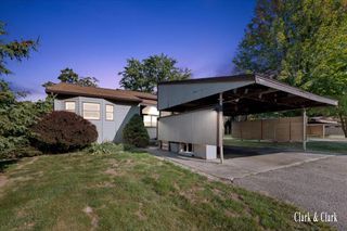2630 Chatham Woods Drive Se, Cascade Twp, MI 49546