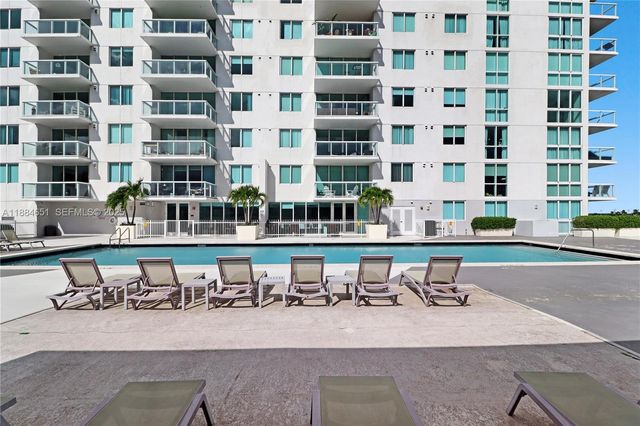 1871 S River Drive 1205, Miami, FL 33125