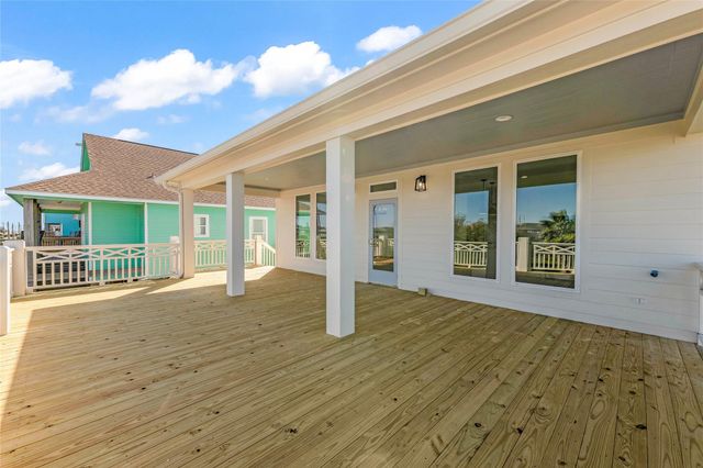 955 Wommack, Crystal Beach, TX 77650