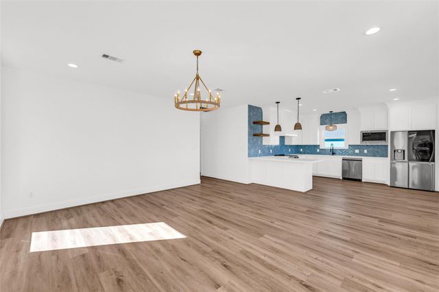 955 Wommack, Crystal Beach, TX 77650