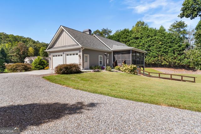 1702 Cedar Cliff Road, Hiawassee, GA 30546