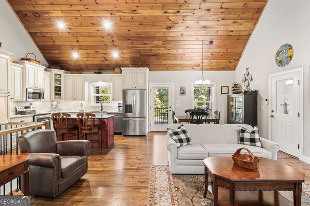 1702 Cedar Cliff Road, Hiawassee, GA 30546