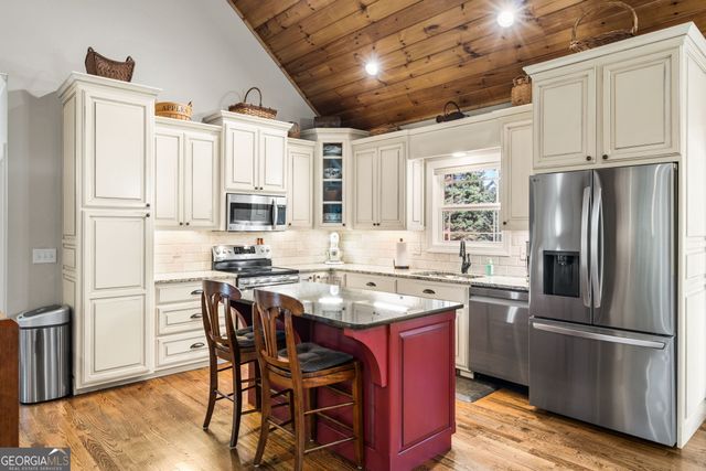 1702 Cedar Cliff Road, Hiawassee, GA 30546