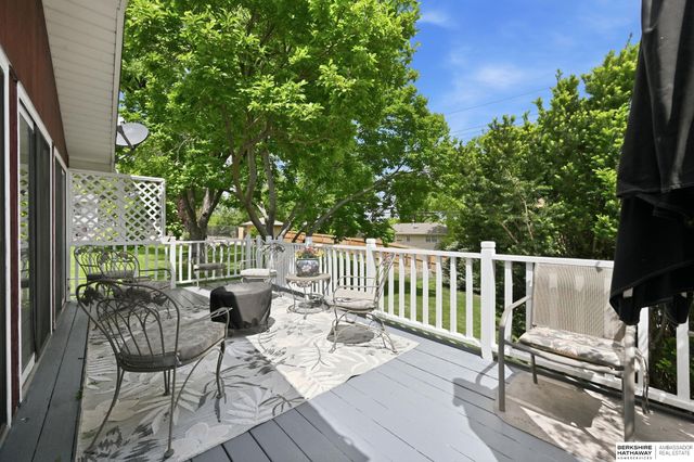 947 S Washington Street, Papillion, NE 68046