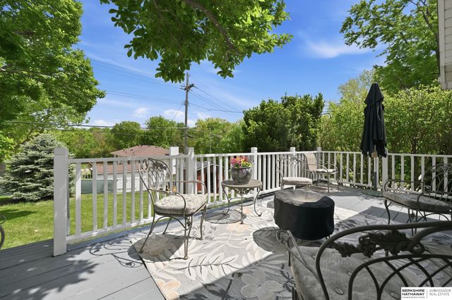 947 S Washington Street, Papillion, NE 68046