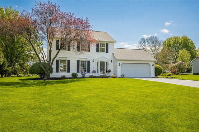 462 Dunwoody Crossing, Webster, NY 14580
