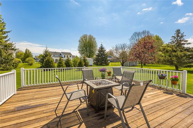 462 Dunwoody Crossing, Webster, NY 14580