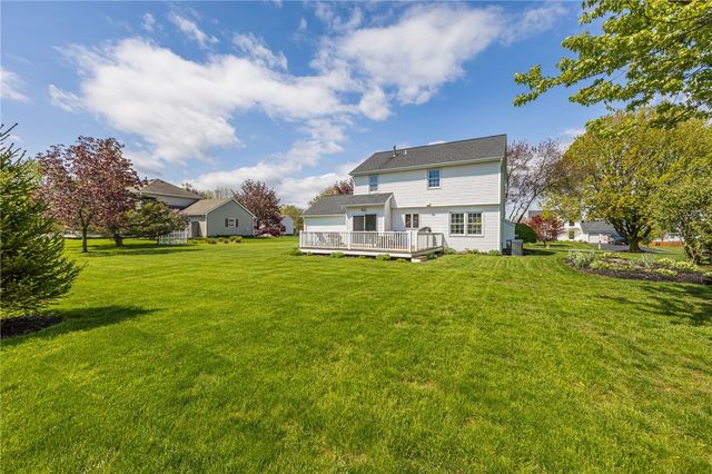 462 Dunwoody Crossing, Webster, NY 14580