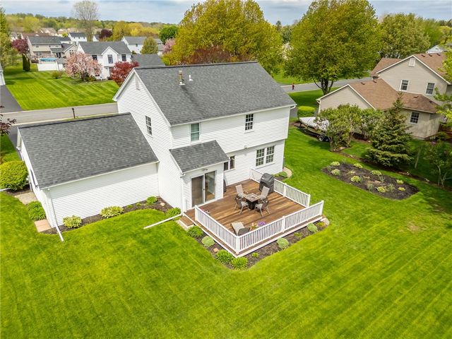 462 Dunwoody Crossing, Webster, NY 14580
