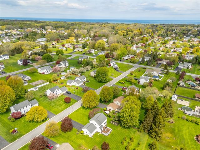 462 Dunwoody Crossing, Webster, NY 14580