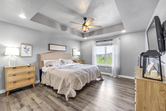 392 SONG BIRD CIRCLE, Sobieski, WI 54171