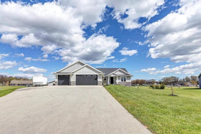 392 SONG BIRD CIRCLE, Sobieski, WI 54171
