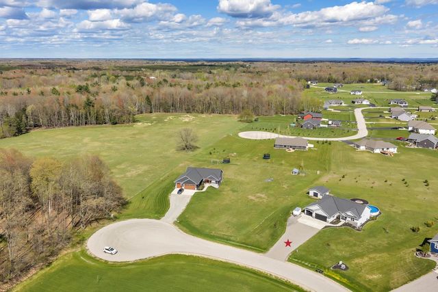 392 SONG BIRD CIRCLE, Sobieski, WI 54171
