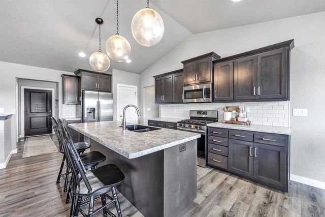 392 SONG BIRD CIRCLE, Sobieski, WI 54171