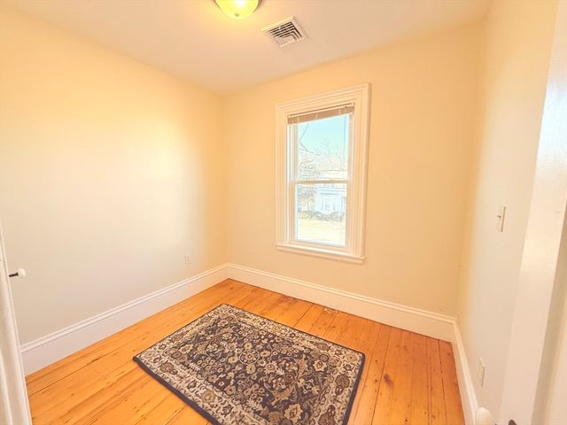 214 Spring St 2, Boston, MA 02132