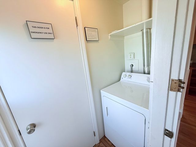 214 Spring St 2, Boston, MA 02132