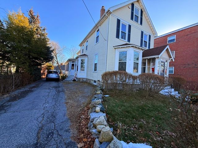 214 Spring St 2, Boston, MA 02132