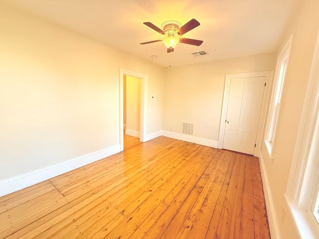 214 Spring St 2, Boston, MA 02132