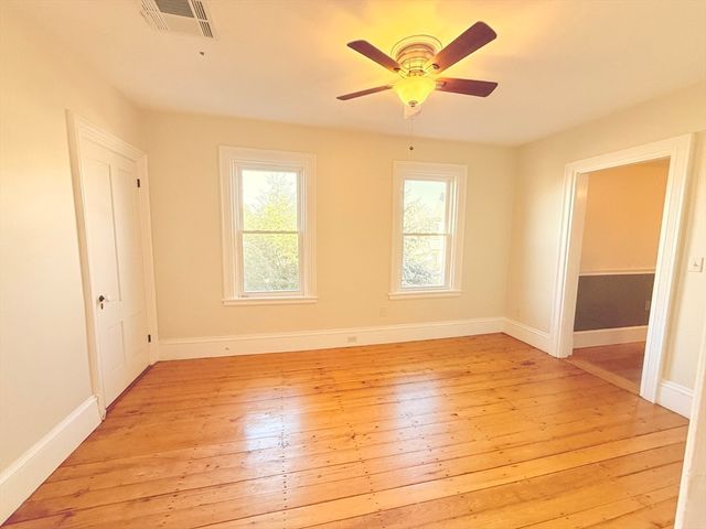 214 Spring St 2, Boston, MA 02132