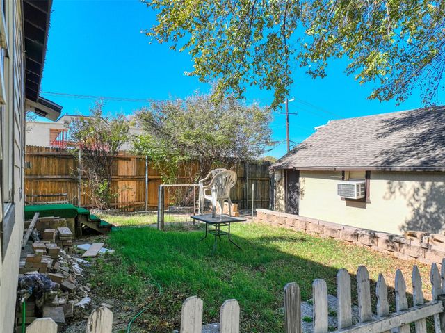 2222 Houston Street, Grand Prairie, TX 75050