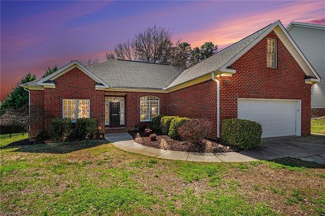 6604 Barton Creek Court, Whitsett, NC 27377