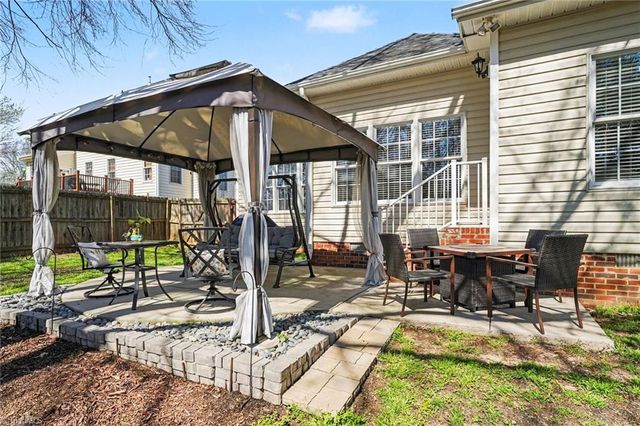 6604 Barton Creek Court, Whitsett, NC 27377