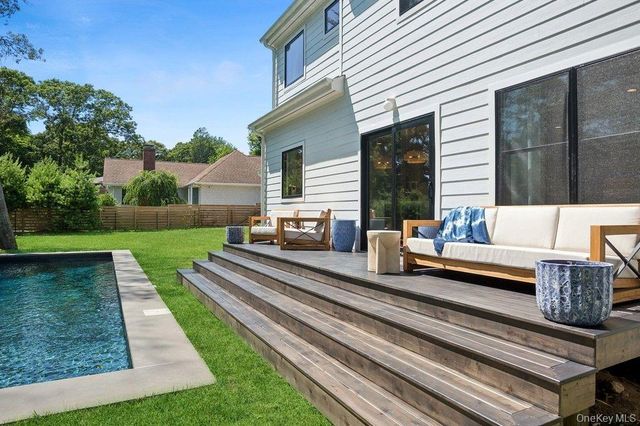 4 Squaw Road, East Hampton, NY 11937