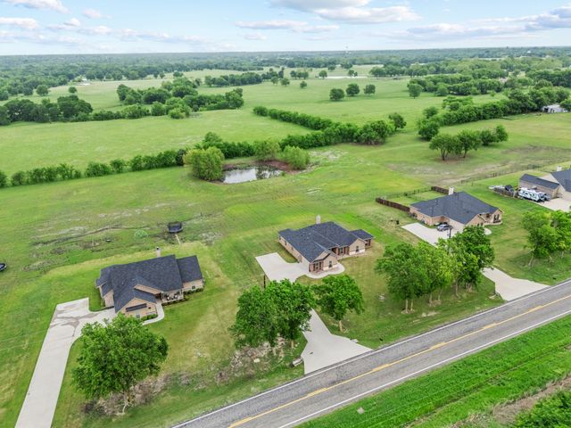5244 Fm 1571, Lone Oak, TX 75453