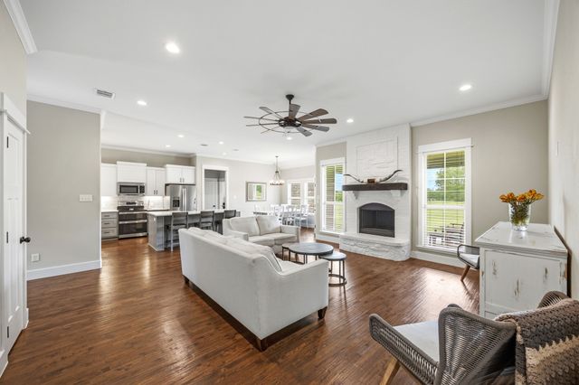 5244 Fm 1571, Lone Oak, TX 75453