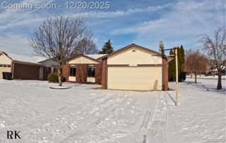 5055 Scarsdale Drive, Sterling Heights, MI 48310