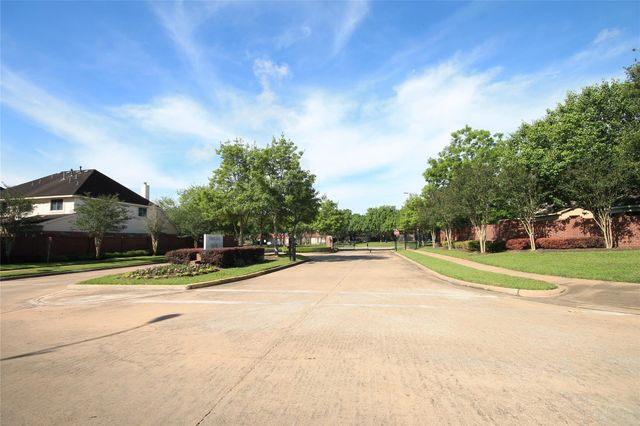6714 Portuguese Bend Drive, Missouri City, TX 77459