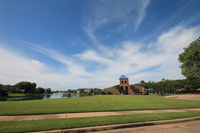 6714 Portuguese Bend Drive, Missouri City, TX 77459