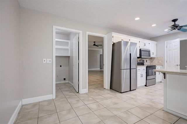 9313 Southlake Drive, Oklahoma City, OK 73159