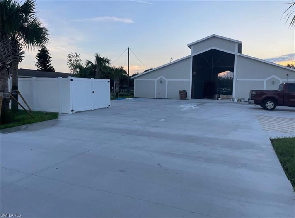 621 Joel BLVD, LEHIGH ACRES, FL 33936 — exterior