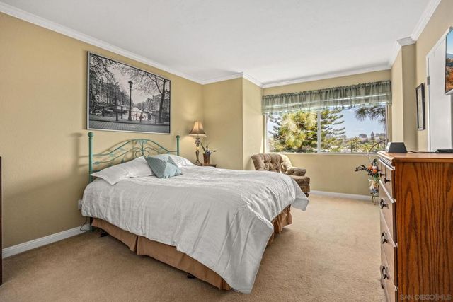 5700 Baltimore Drive 206, La Mesa, CA 91942